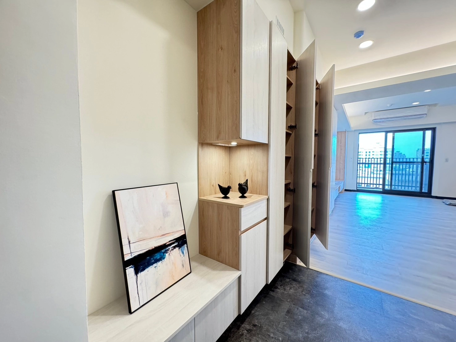 台南北區鄭子寮遠雄北府苑,座落四面臨路基地,打造景觀高品質住宅。