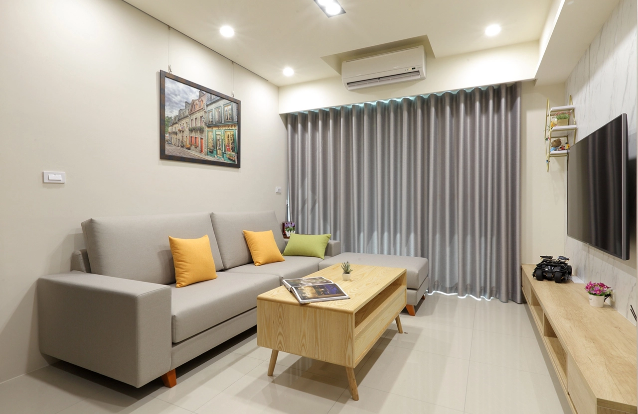 客餐廳通透格局規劃： 簡潔線條延伸視覺，打造清爽開闊感。