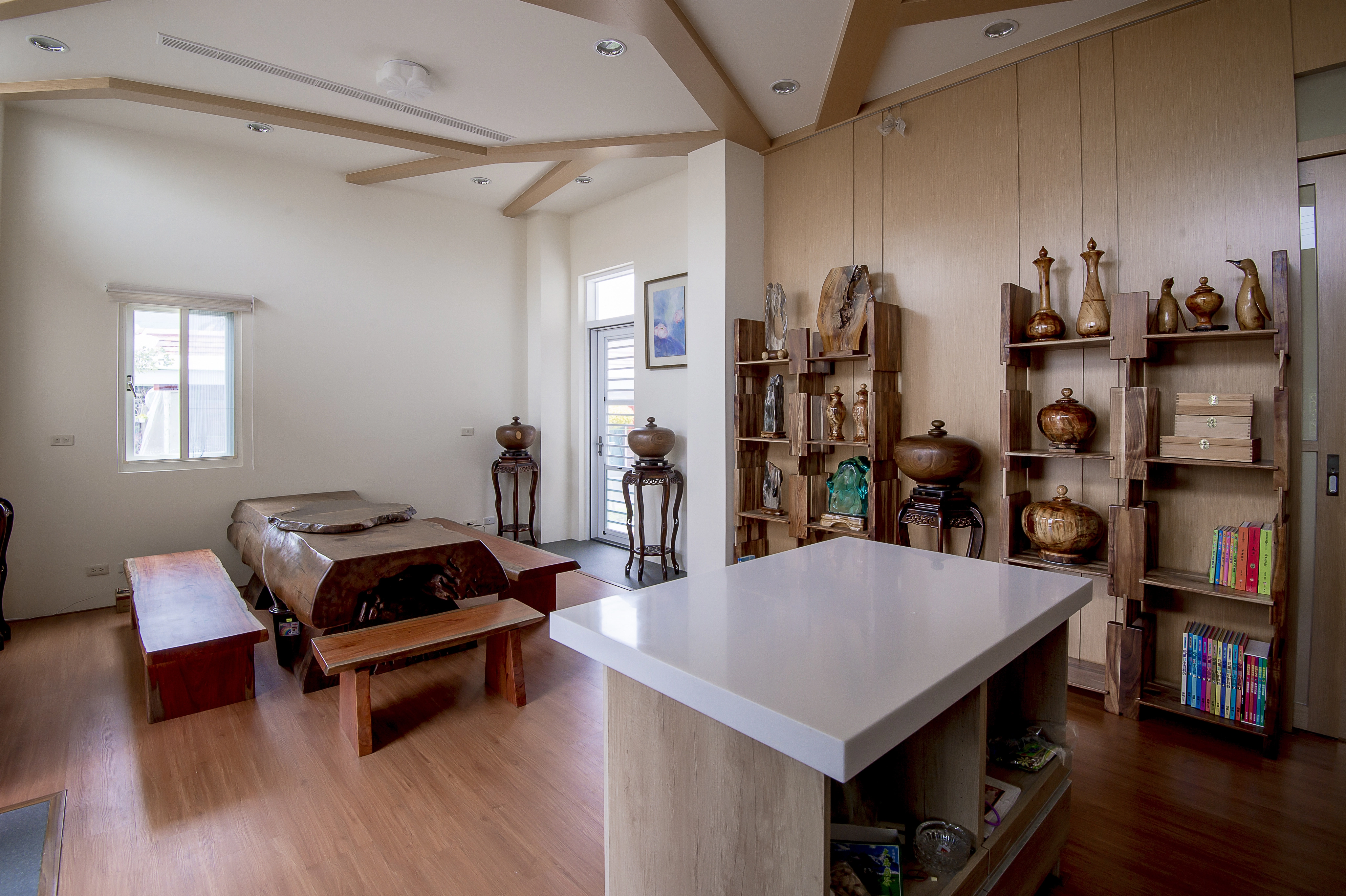 室內設計優化老屋動線: 打造通透採光視野,成就質感夢想家。