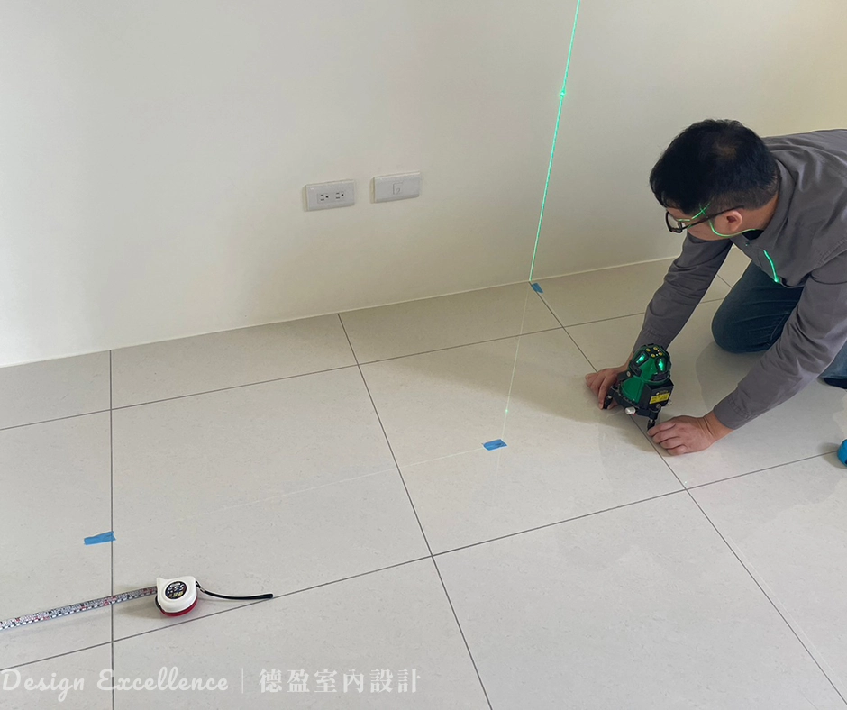 德盈室內設計實地丈量，深入了解屋主裝修需求，提供精準動線規劃。