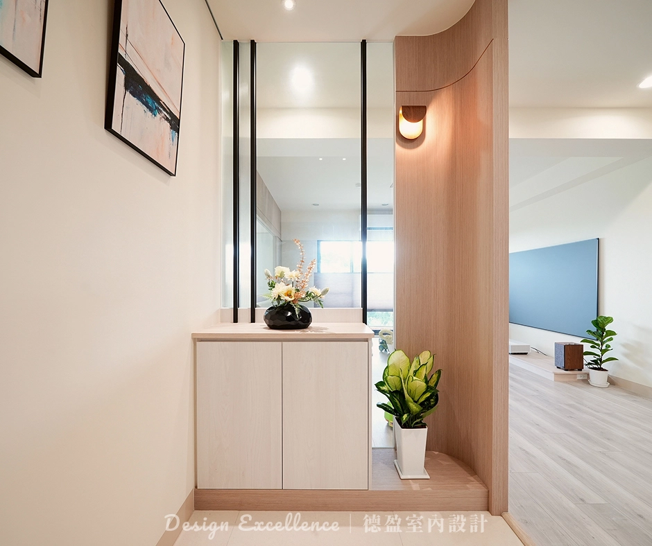 風水大師太喜歡隔屏,直接跟我們要照片,說以後要當作他給其他客戶參考的專業範例!